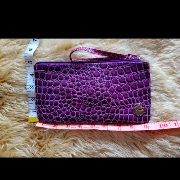 London Soho New York Crocodile Wristlet/Purple Alligator Makeup / Cosmetic Bag. - Picture 8 of 9
